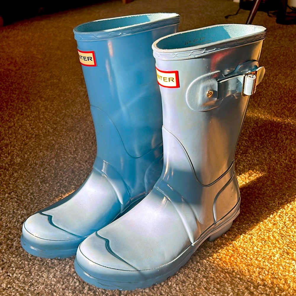 Hunter blue rain boots
